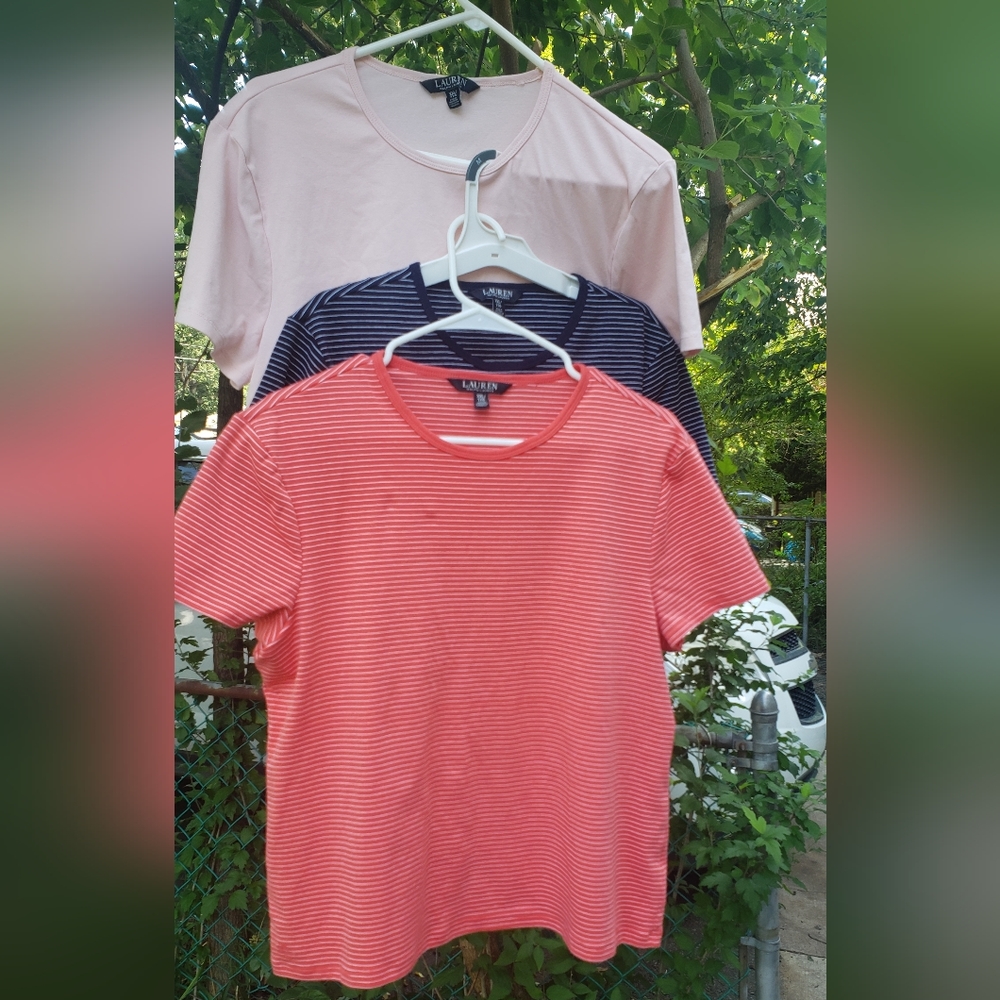 3 womens t shirts